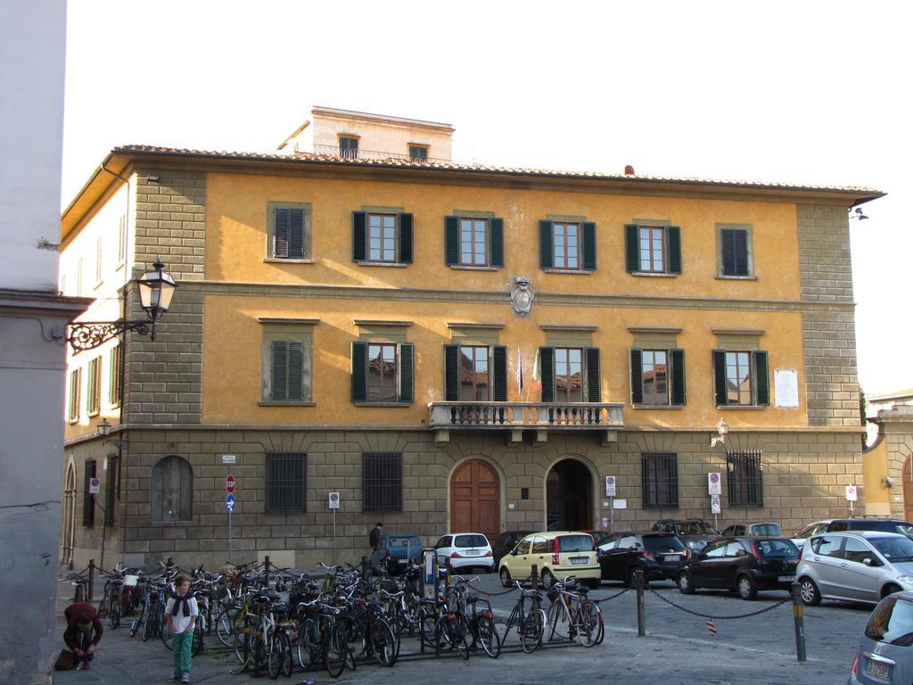 Casa Santo Nome Di Gesu Hotel Florence Exterior photo