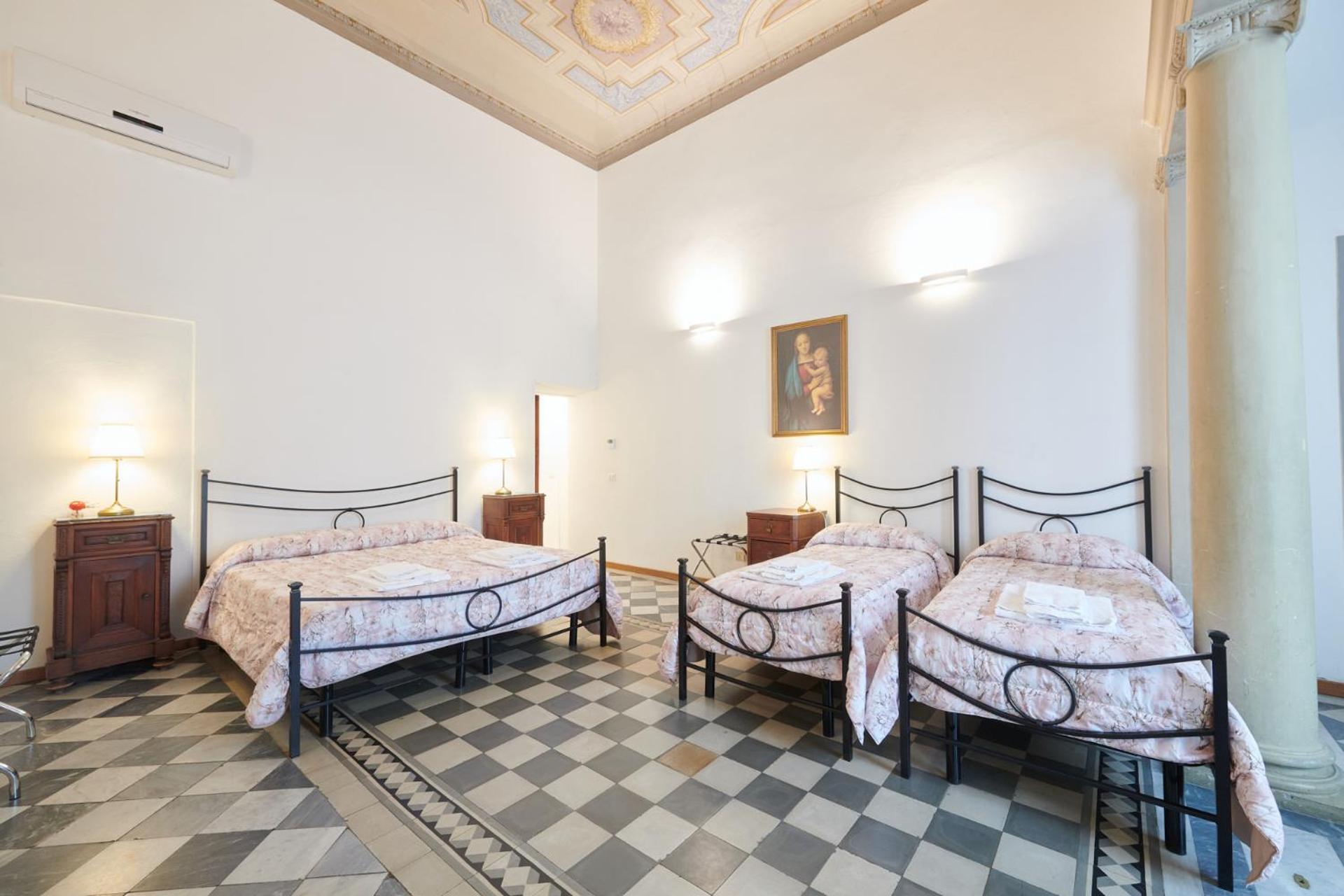 Casa Santo Nome Di Gesu Hotel Florence Exterior photo
