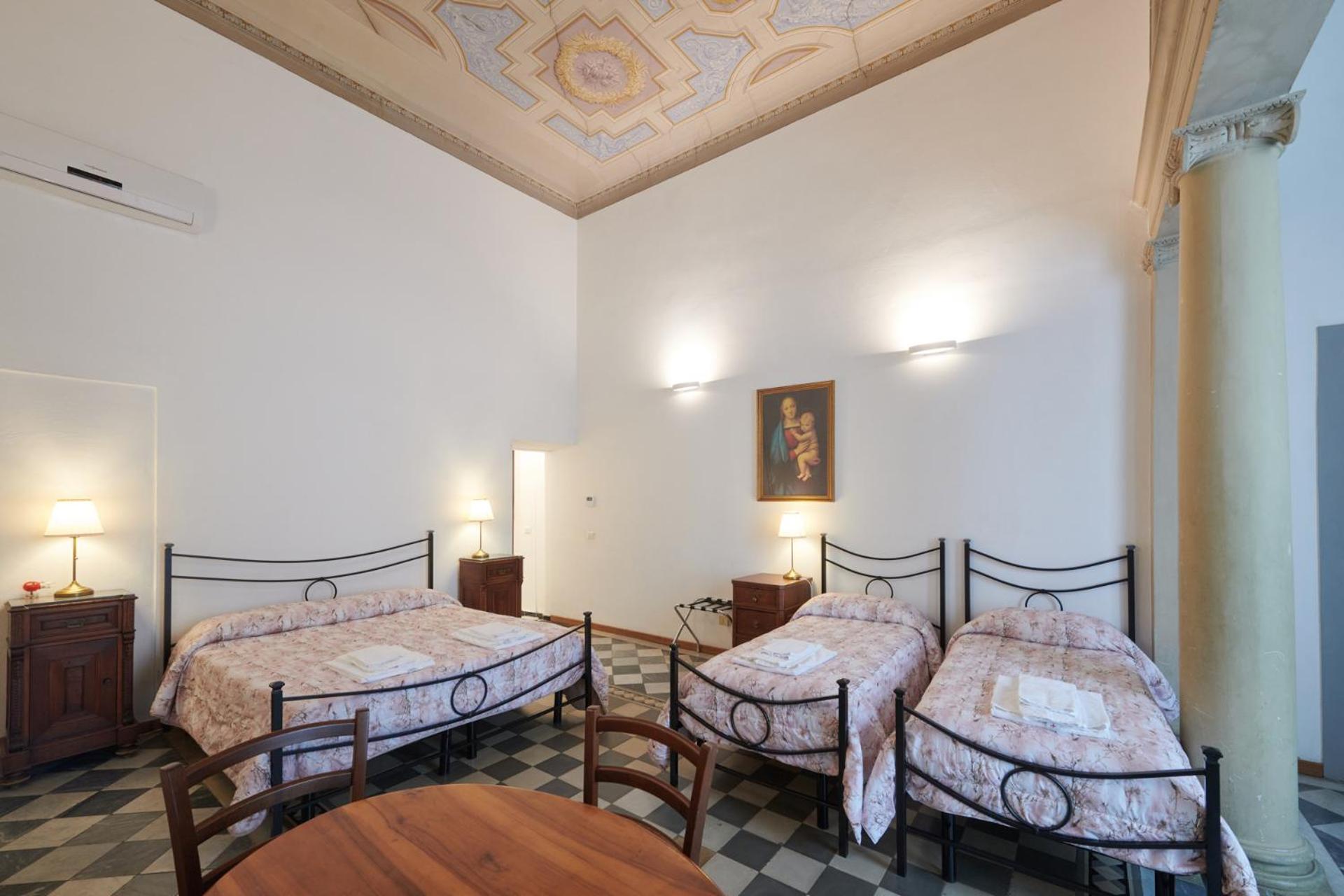 Casa Santo Nome Di Gesu Hotel Florence Exterior photo